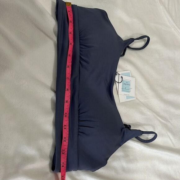 Sports bra  - Picture 6 of 9